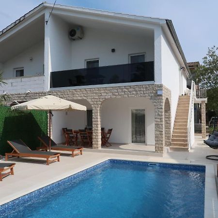 Holiday Home Domagoj - Mlk320 By Interhome Malinska Kültér fotó
