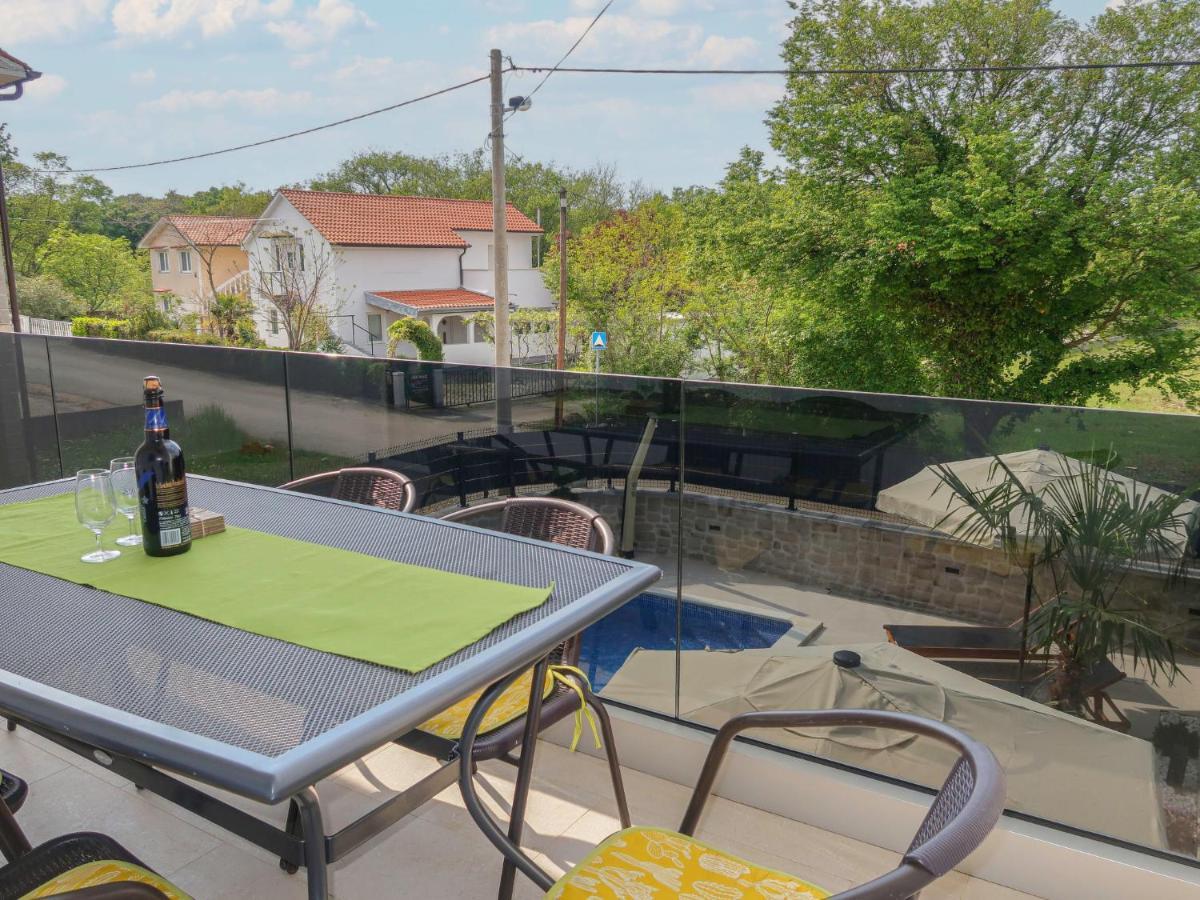 Holiday Home Domagoj - Mlk320 By Interhome Malinska Kültér fotó