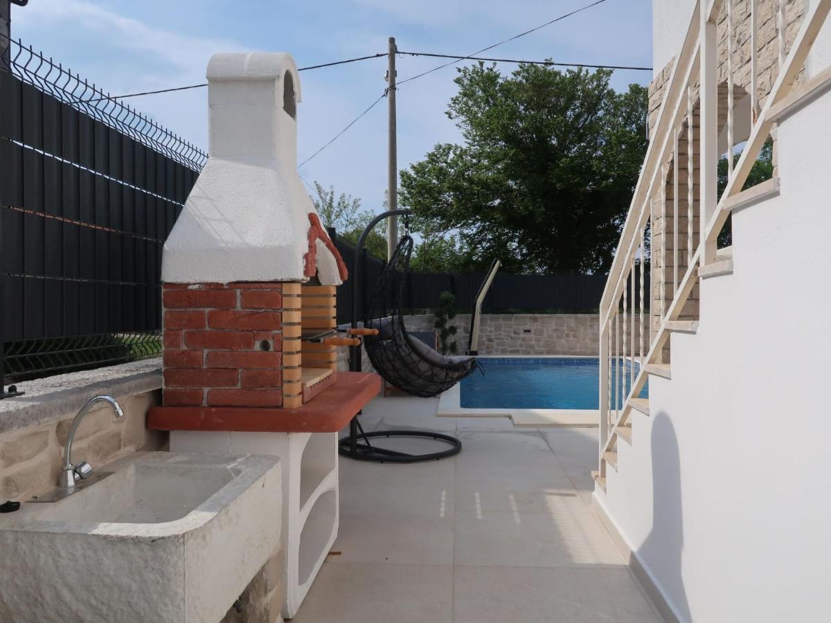 Holiday Home Domagoj - Mlk320 By Interhome Malinska Kültér fotó